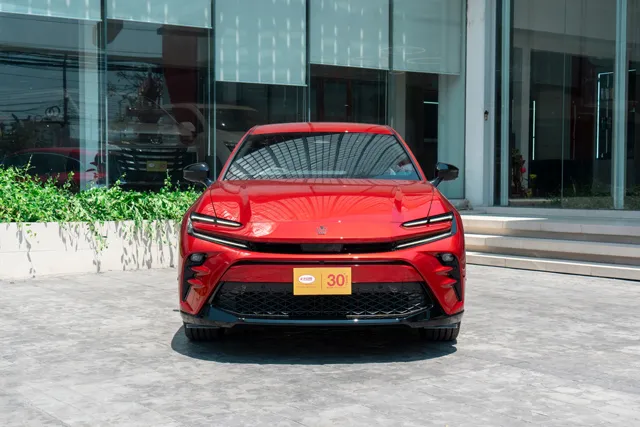 Eton_Crown Sport_11zon